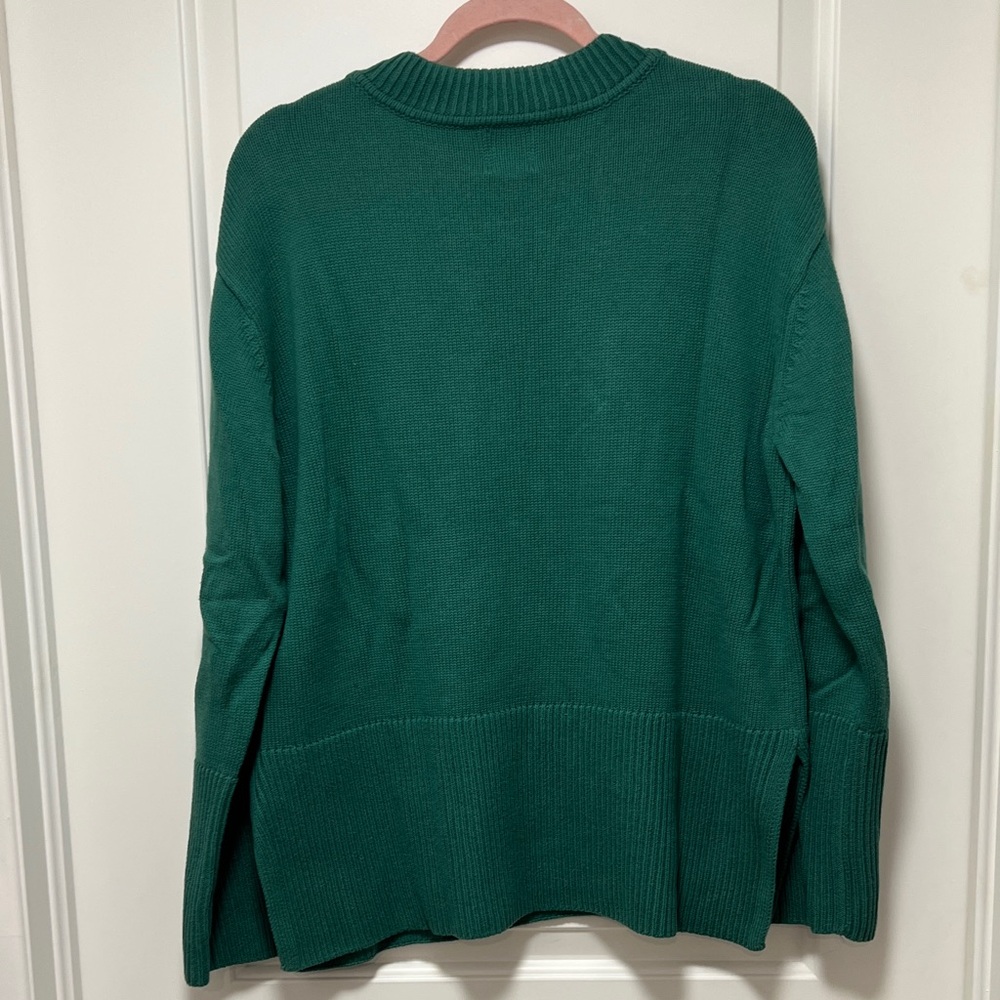 GAP Women's Green Crewneck Sweater - Picture 5 of 6